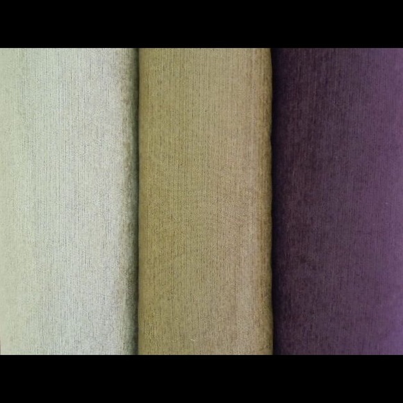 Chenille Wade in Dune ( left white / oyster color) - Picture 3 of 4